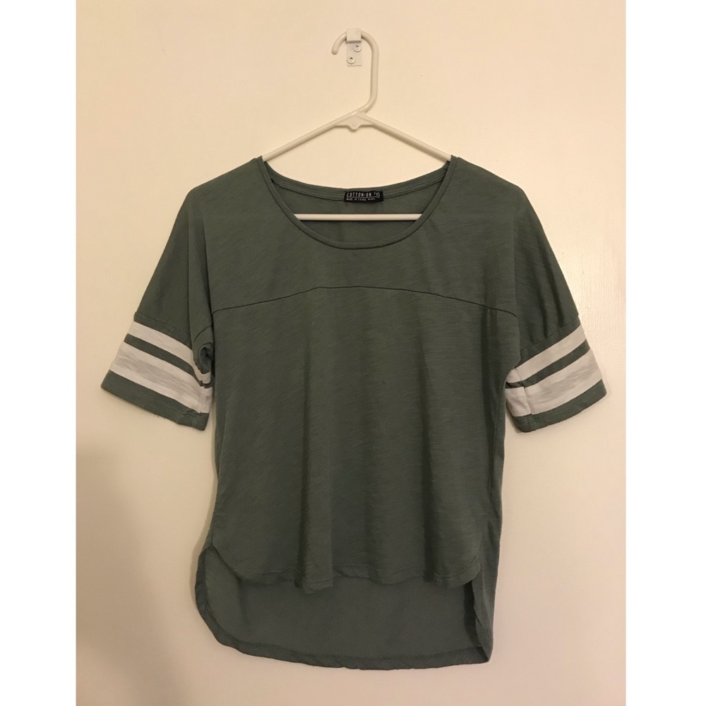 Worn once Cotton On high-low t-shirt.